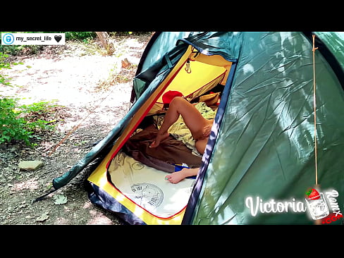 ❤️ Tented Stranger szenvedélyes kézimunkája a kamerában ️ Szex videó at hu.bsglass.ru ❌❤