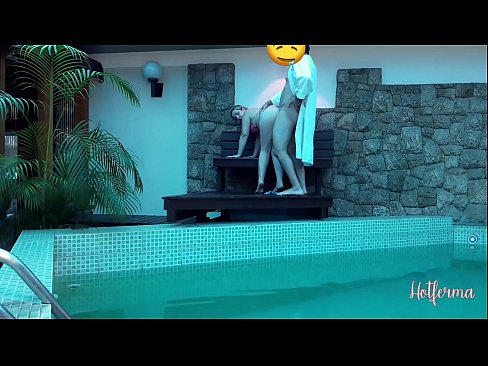 ❤️ A főnök meghívja a szobalányt a medencébe, de nem tud ellenállni egy forró ️ Szex videó at hu.bsglass.ru ❌❤